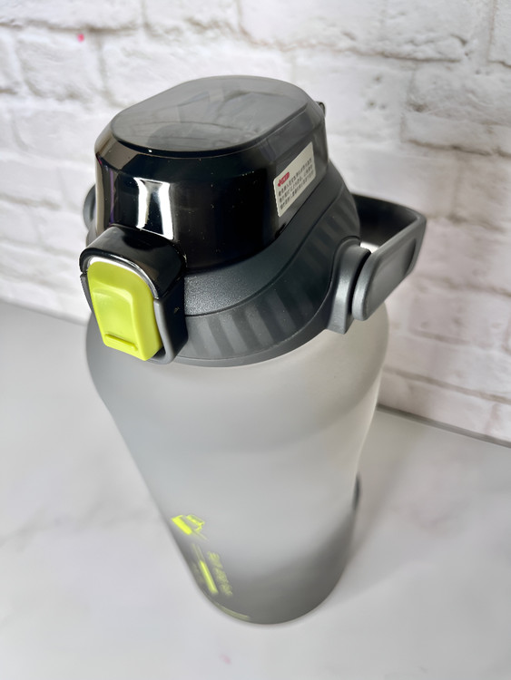 بطری آب دو لیتری اسپرت ایون مدل Handle Pro