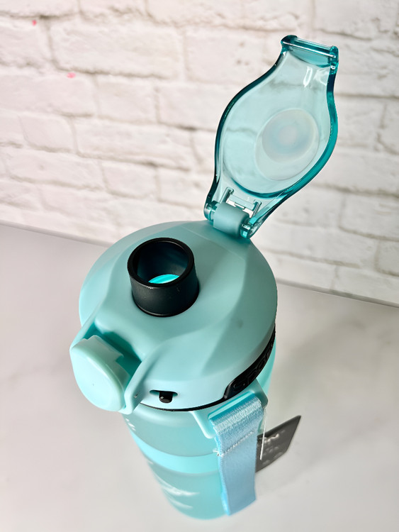 قمقمه ورزشی ضدنشت با رنگ مات و زیبا