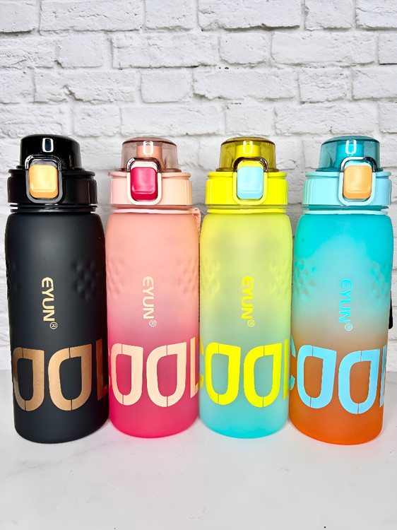 بطری ورزشی ایون با بدنه مات و طراحی زیبای اسپرت