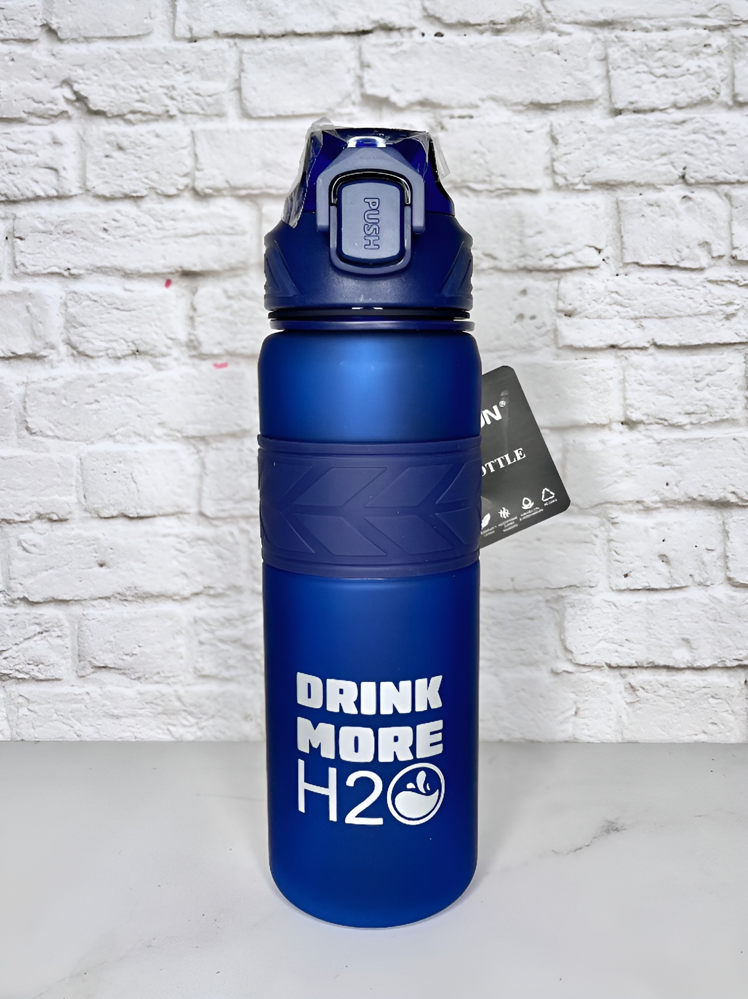 قمقمه ایون با بدنه مقاوم و طراحی ساده