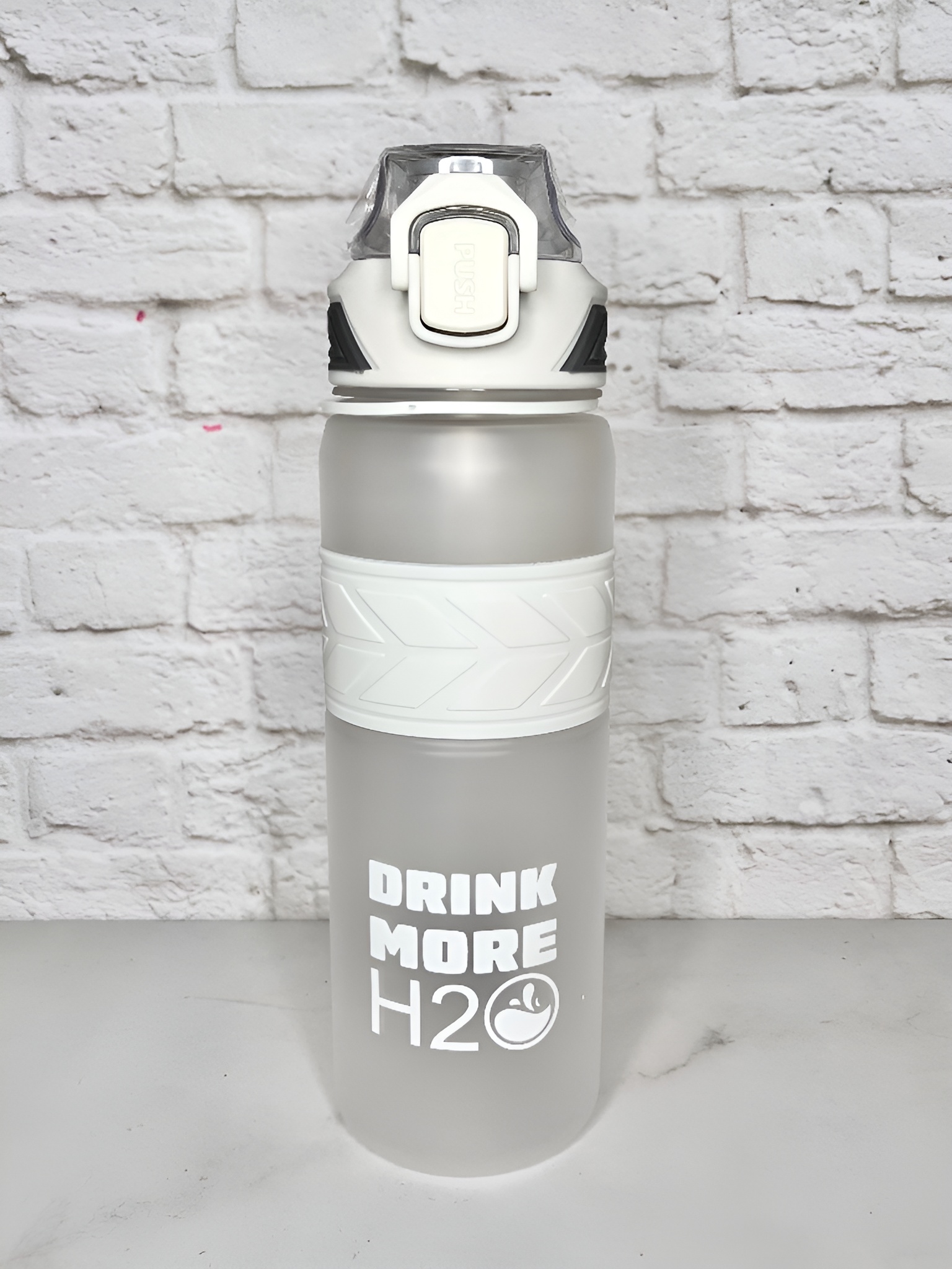 قمقمه اسپرت با نوشته انگیزشی Drink More H₂O