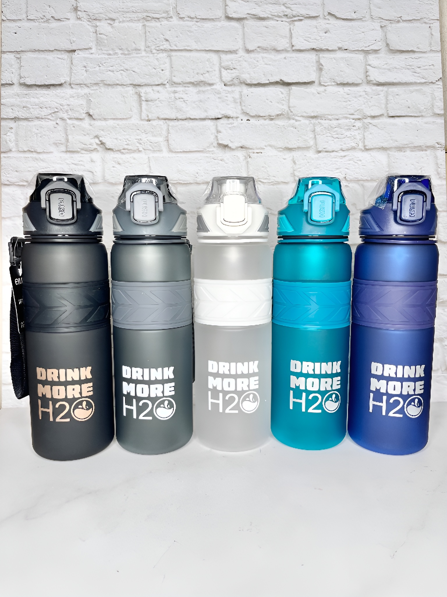 بطری ورزشی مخصوص تمرین با پیام DRINK MORE H₂O