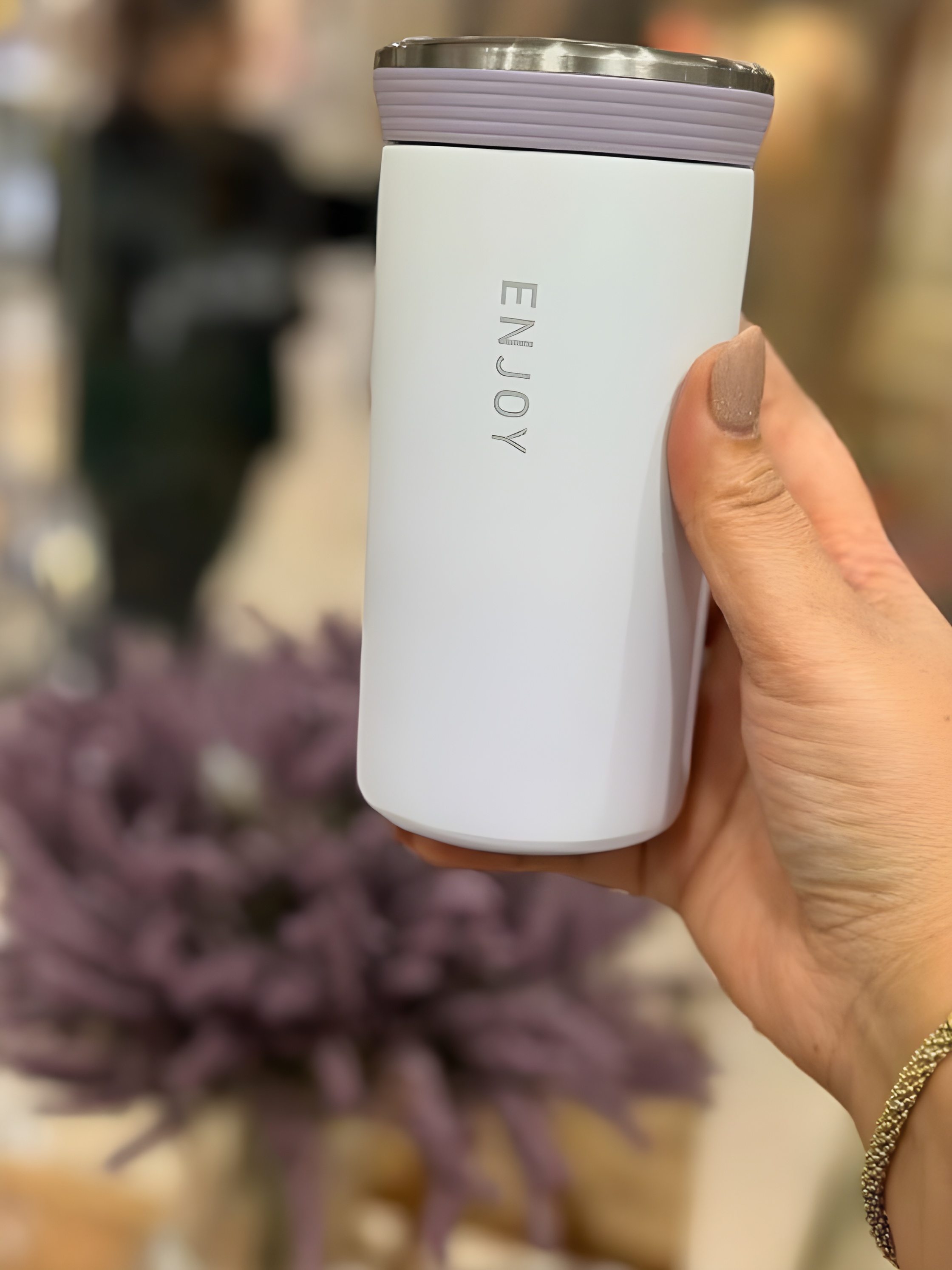 مینی ماگ آبرنگی با درب ضدنشت و طراحی خاص