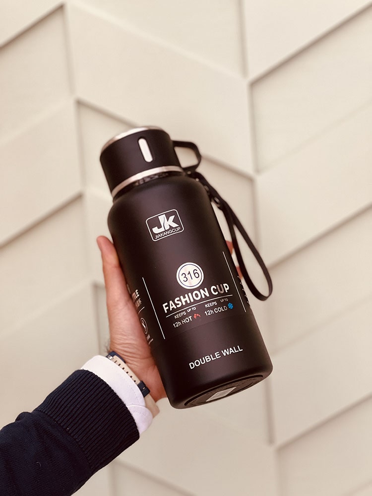 فلاسک جی کی ۱ لیتری با درب لیوانی مناسب نوشیدنی گرم و سرد