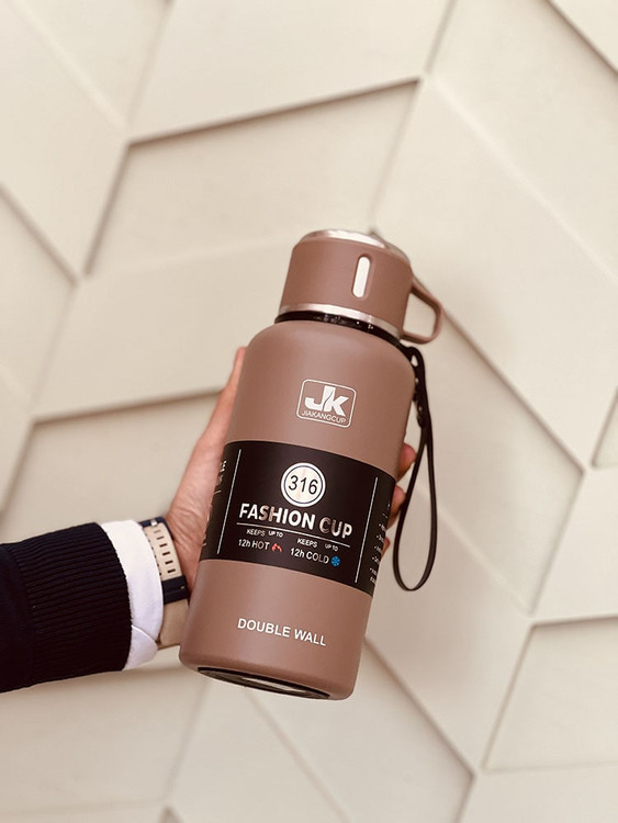 فلاسک لیواندار جی کی با نگهداری دمای طولانی مدت برای سفر و کمپینگ