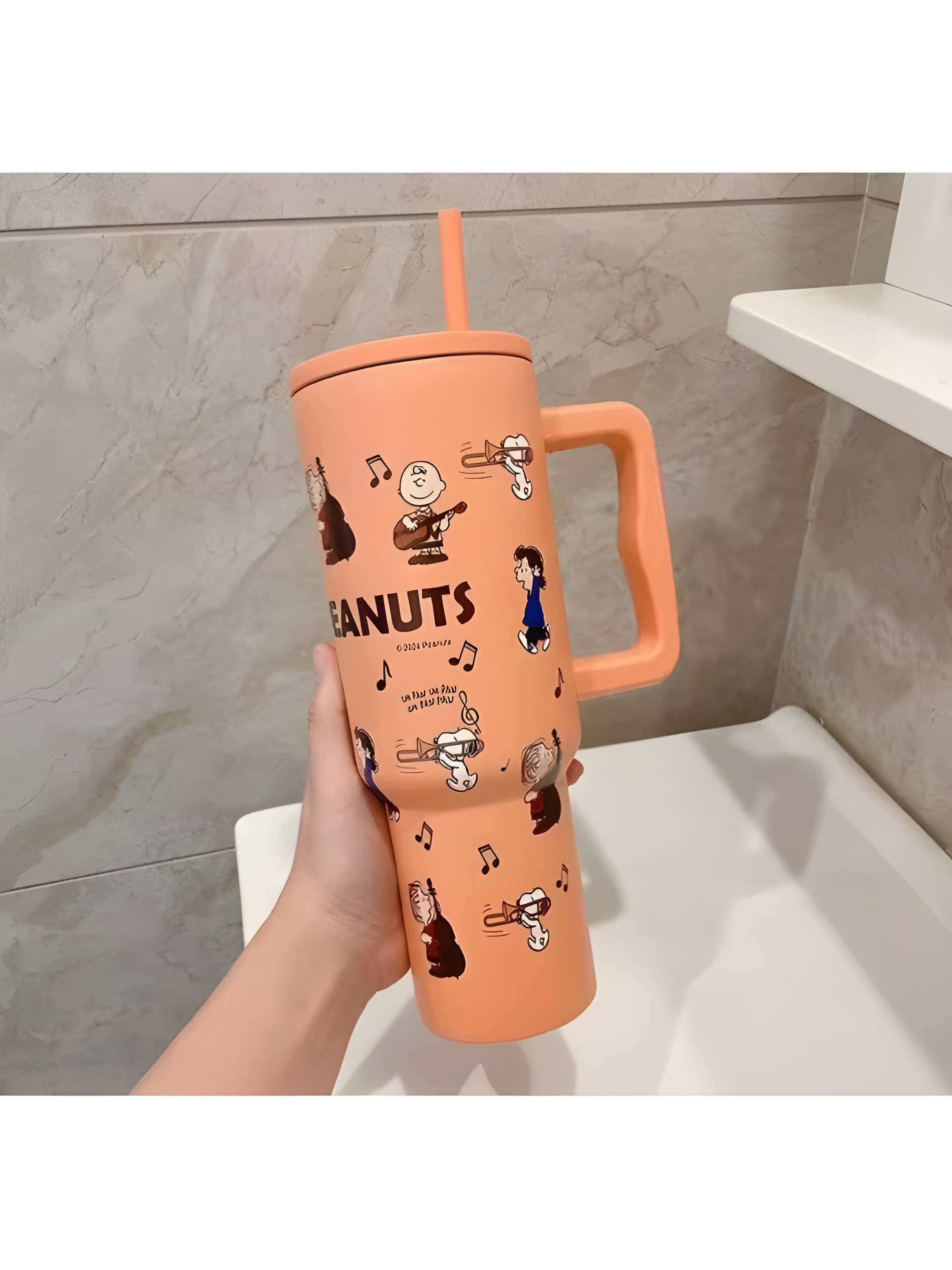 لیوان طراحی اسنوپی با قابلیت حفظ دما