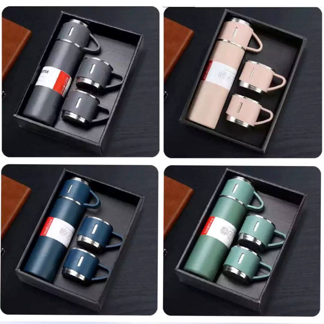 فلاسک 0.5 لیتری مدل VACUUM FLASK همراه با 3 عدد لیوان سفری