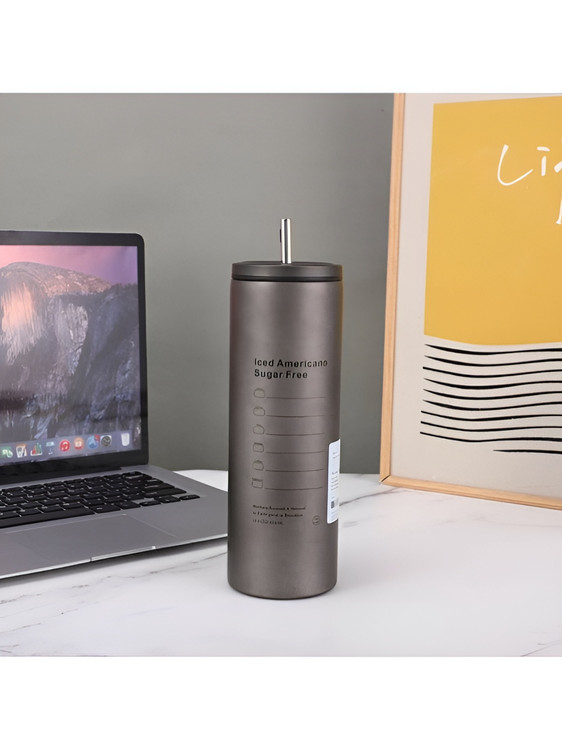 تصویر لیوان نوشیدنی سرد مدل امریکانو