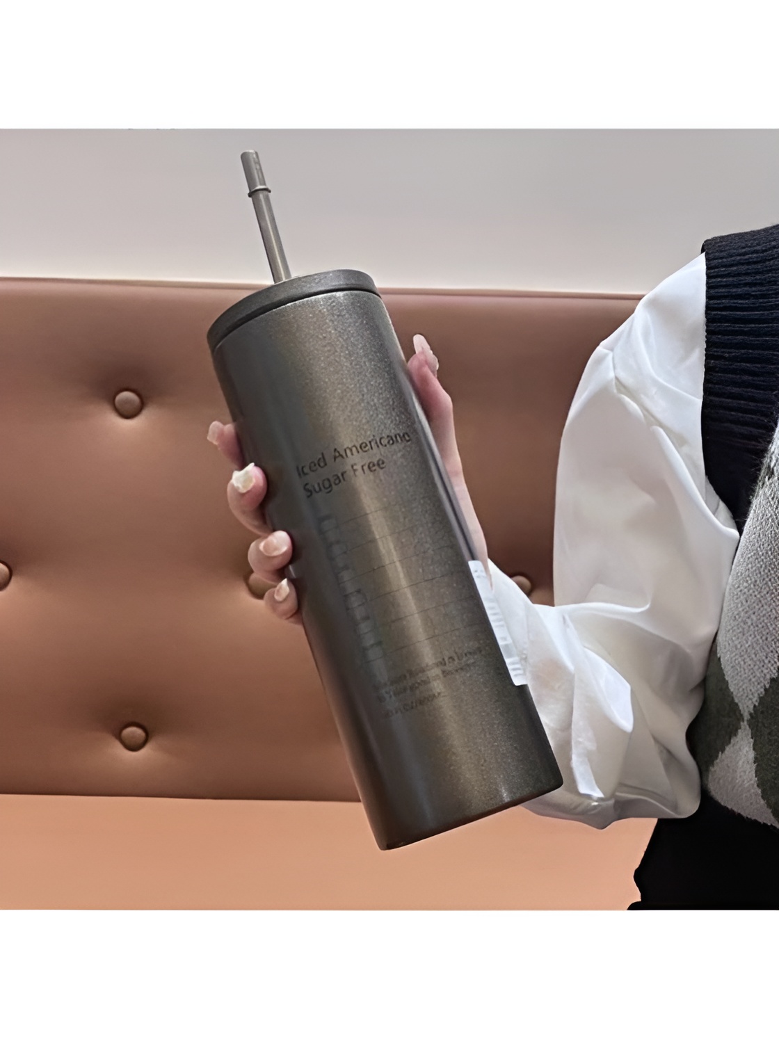 عکس اسموتی خوری شفاف با نی مقاوم