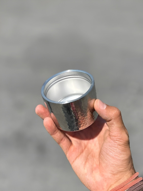 تصویر فلاسک استیل طرح گل مناسب سفر