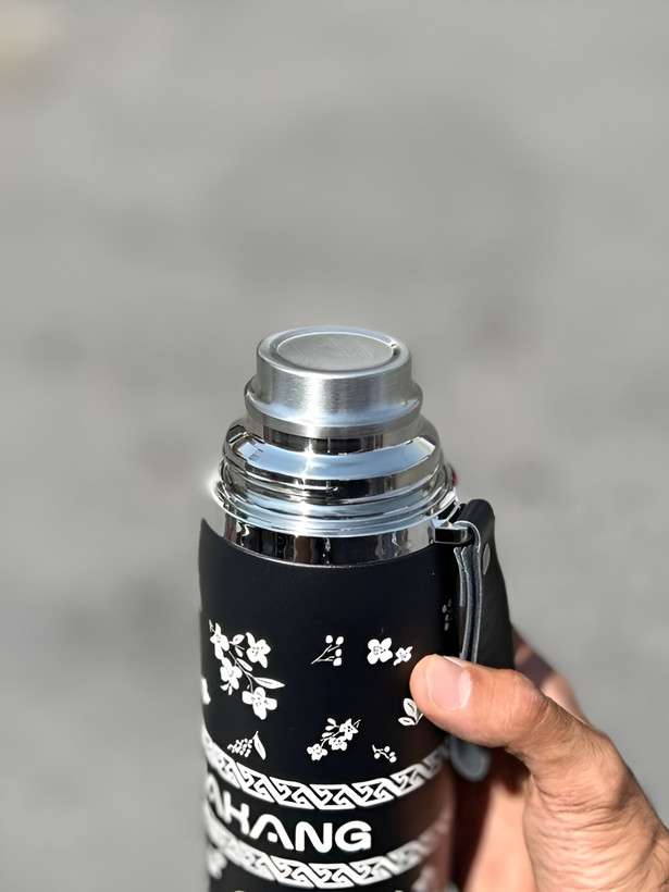 تصویر فلاسک مسافرتی گلدار JK