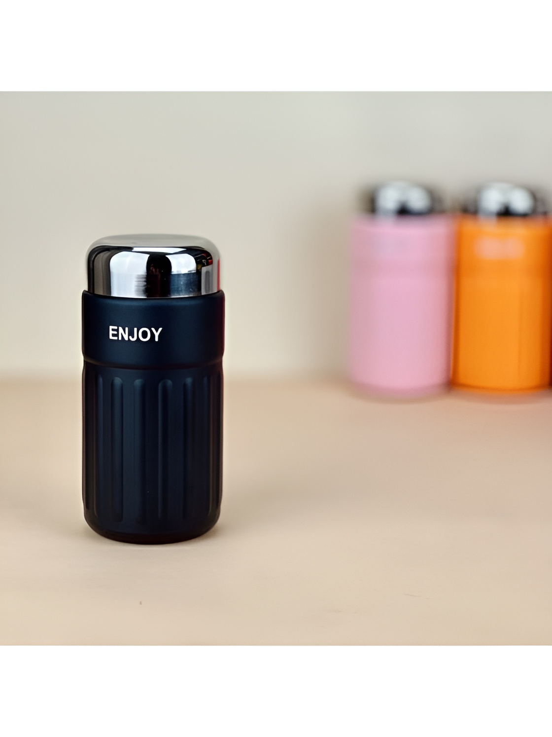 تصویر فلاسک کم‌حجم اینجوی برای استفاده روزانه