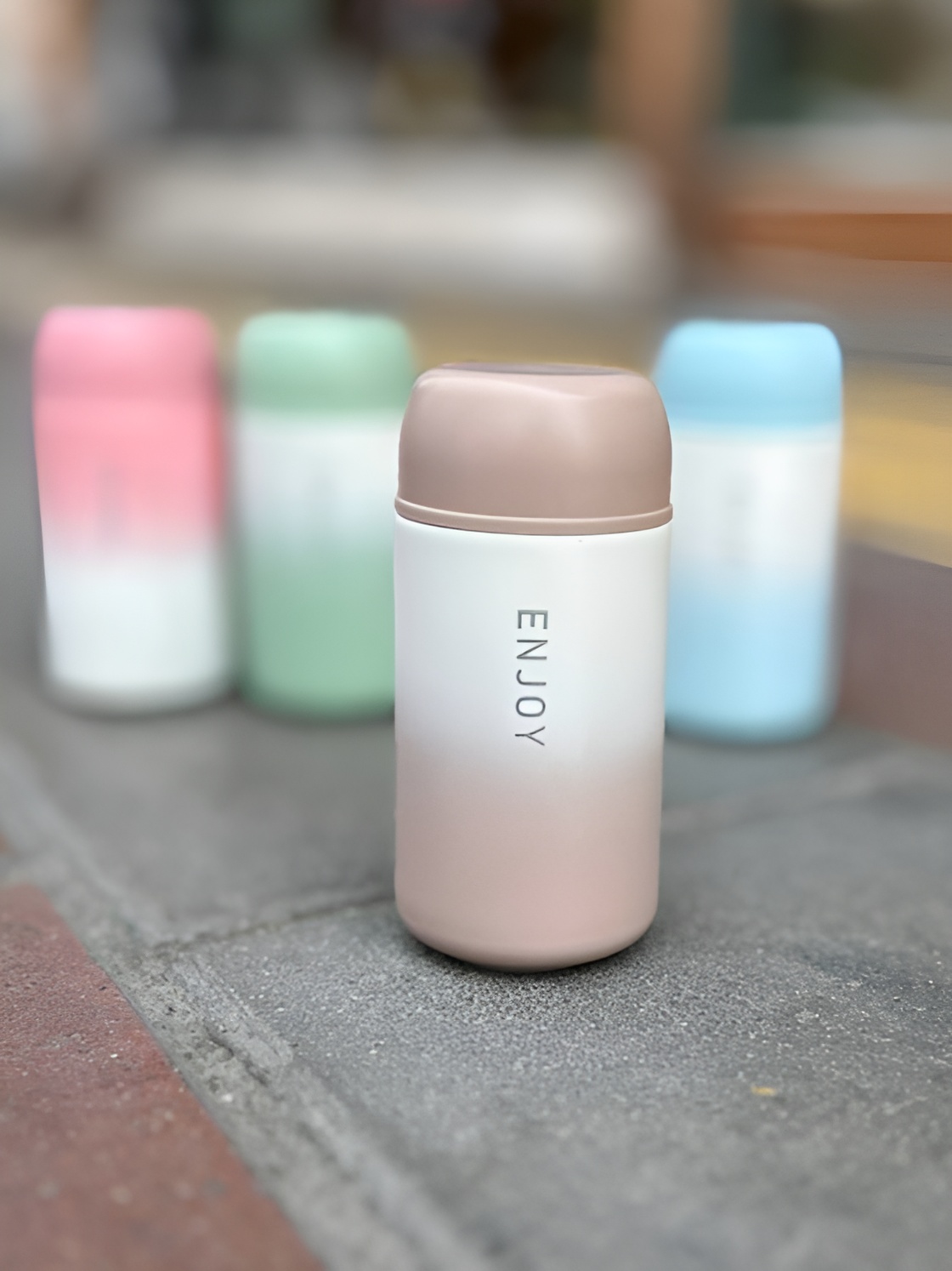 عکس فلاسک رنگی ۲۰۰ میل برند Enjoy