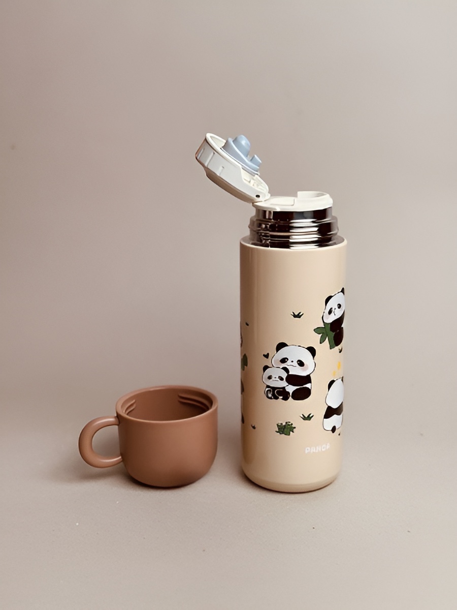 عکس فلاسک فانتزی با شخصیت پاندا