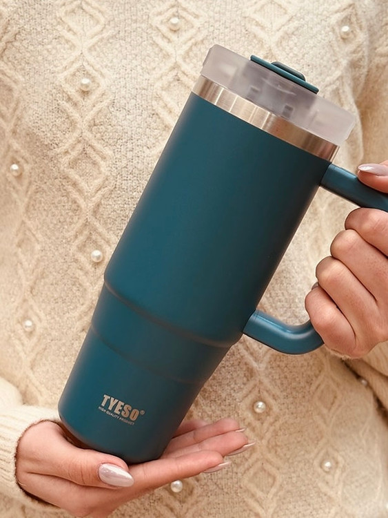 عکس تراول ماگ مناسب نوشیدنیهای گرم