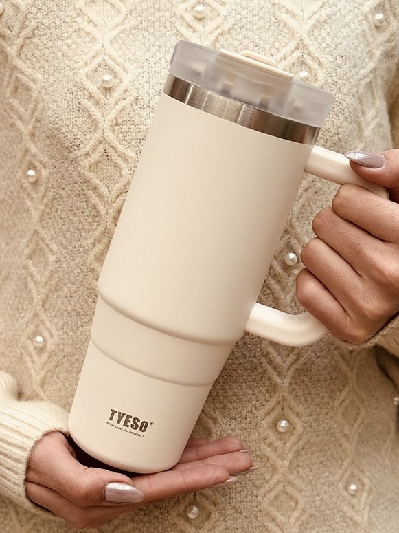 تصویر تامبلر مناسب محل کار و دانشگاه