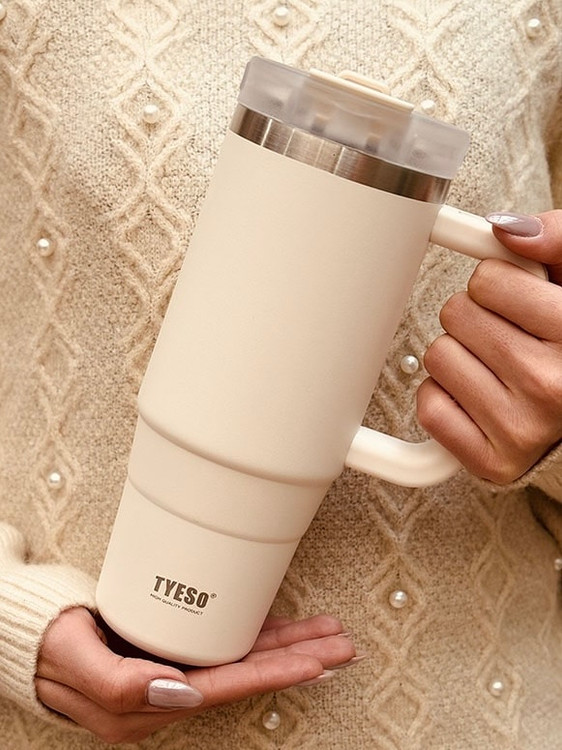 تصویر تامبلر مناسب محل کار و دانشگاه